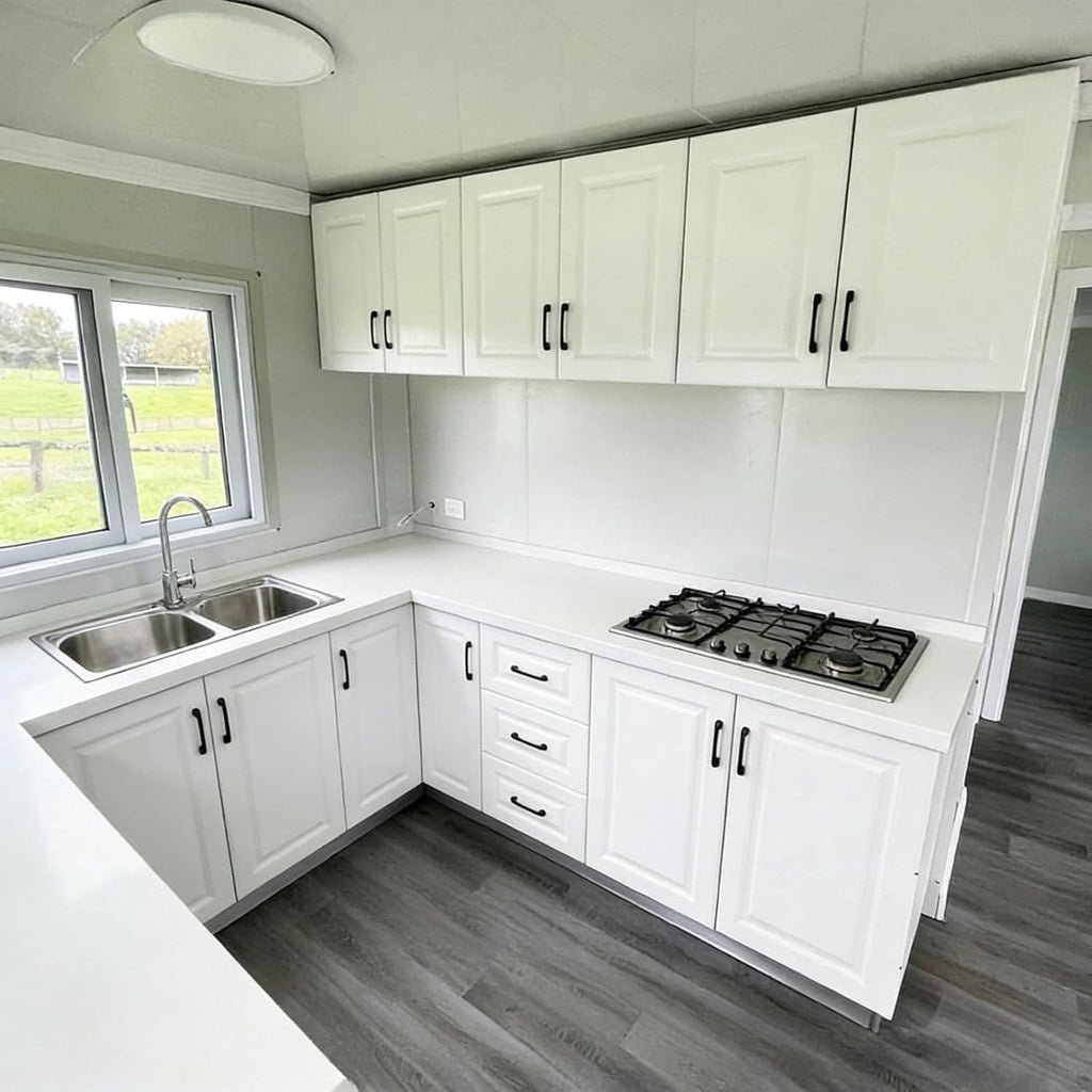 Prefab Homes Expandable Mobile Home 40ft Structure for Job Site Housing Vacation Stay Multi Purpose Living Solution with Reliable Performance