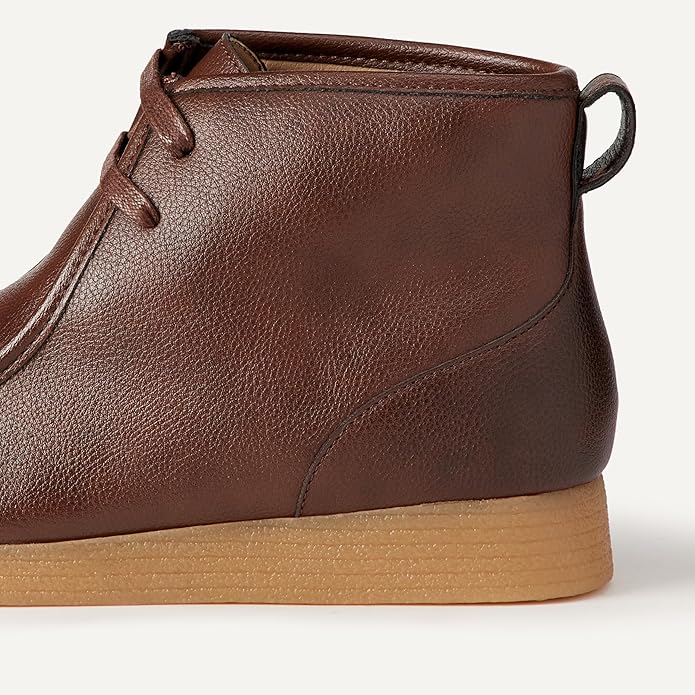 Amazon Essentials Men's Chukka Moc Toe Boots - Dark Brown
