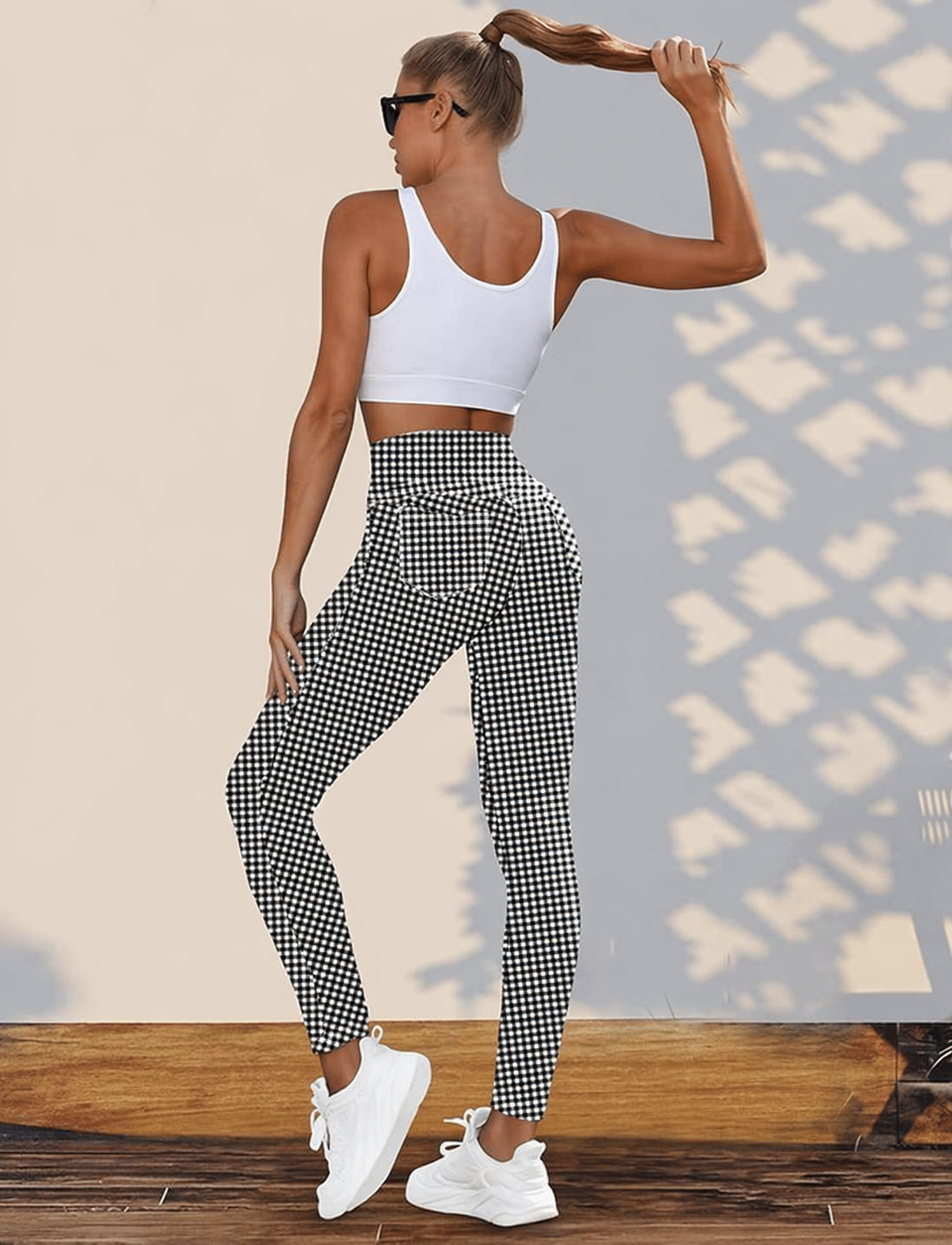 VOOVEEYA Curvy Women's Leggings, High Waisted Yoga Pants with Back Pockets (Plaid)
